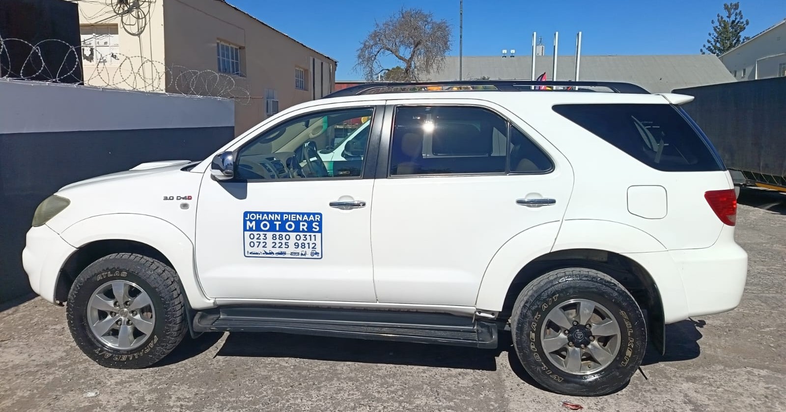 Johan Pienaar Motors