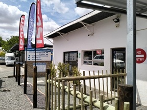 Johann Pienaar Motors