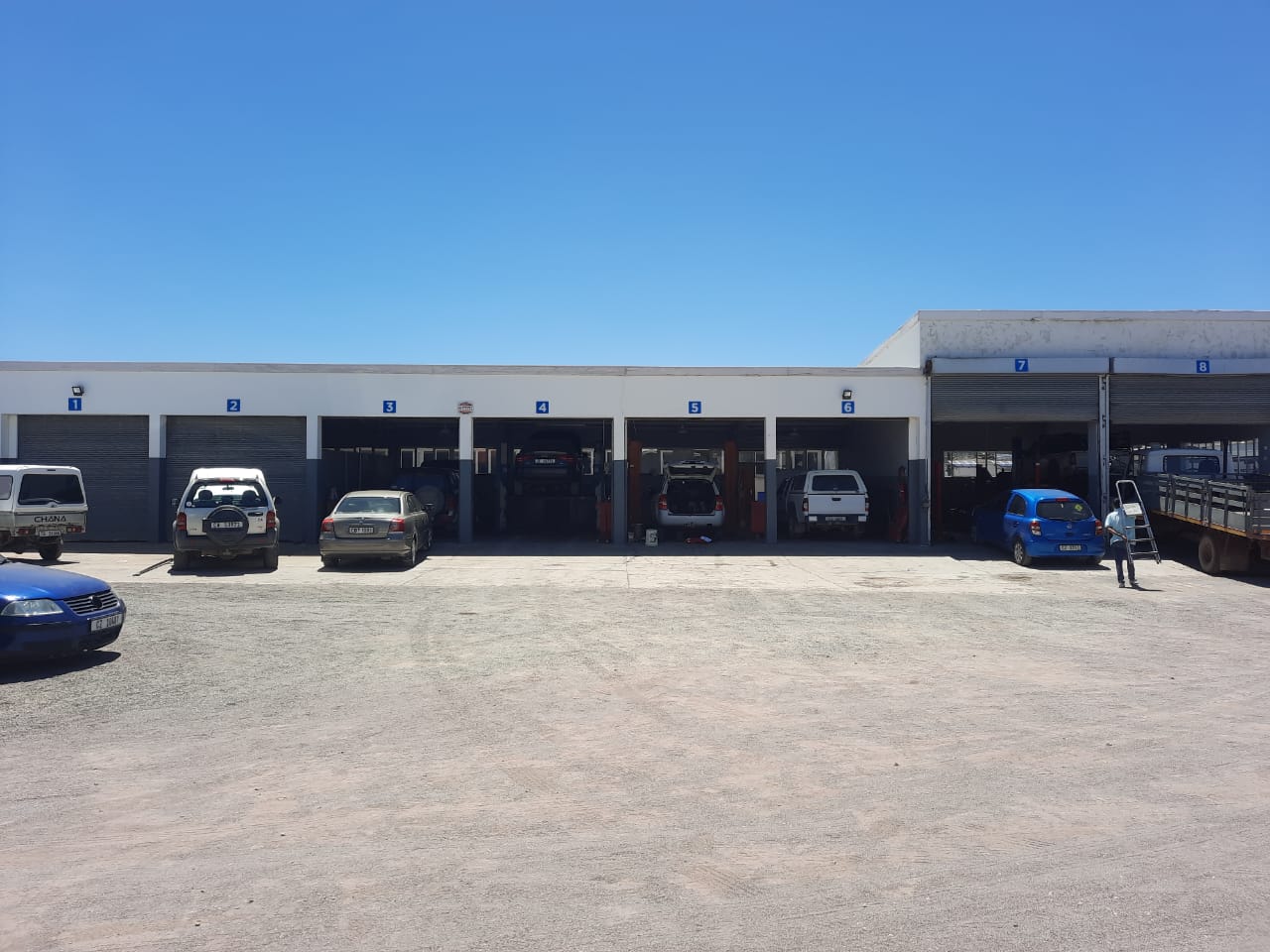 Johan Pienaar Motors